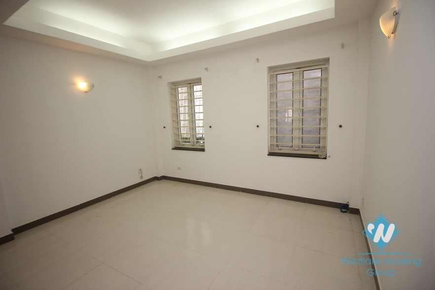 House with 8 floor for rent in Ba Dinh district, Ha Noi City